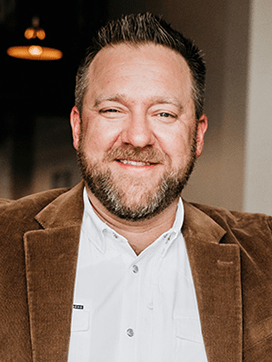 Chris Young Bio Image